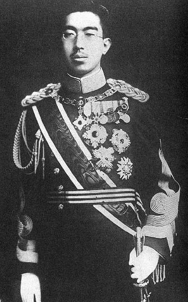 Hirohitolg.jpg (56387 bytes)